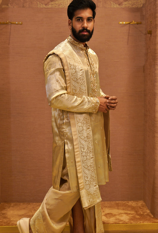 The Kaanchi Suvarna Pancha Kurta Set