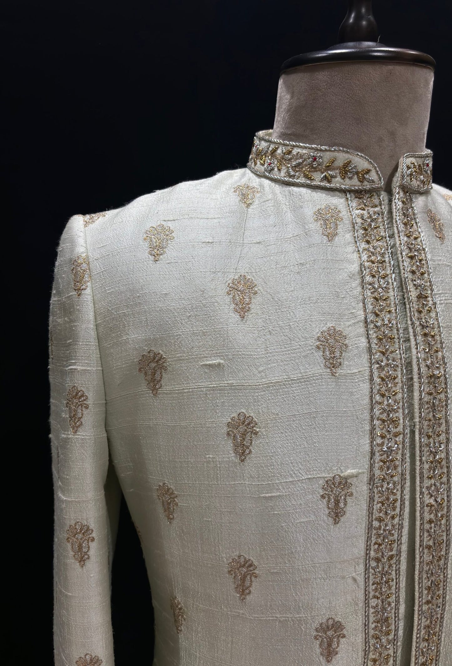 Sowvarna Shikharam Sherwani