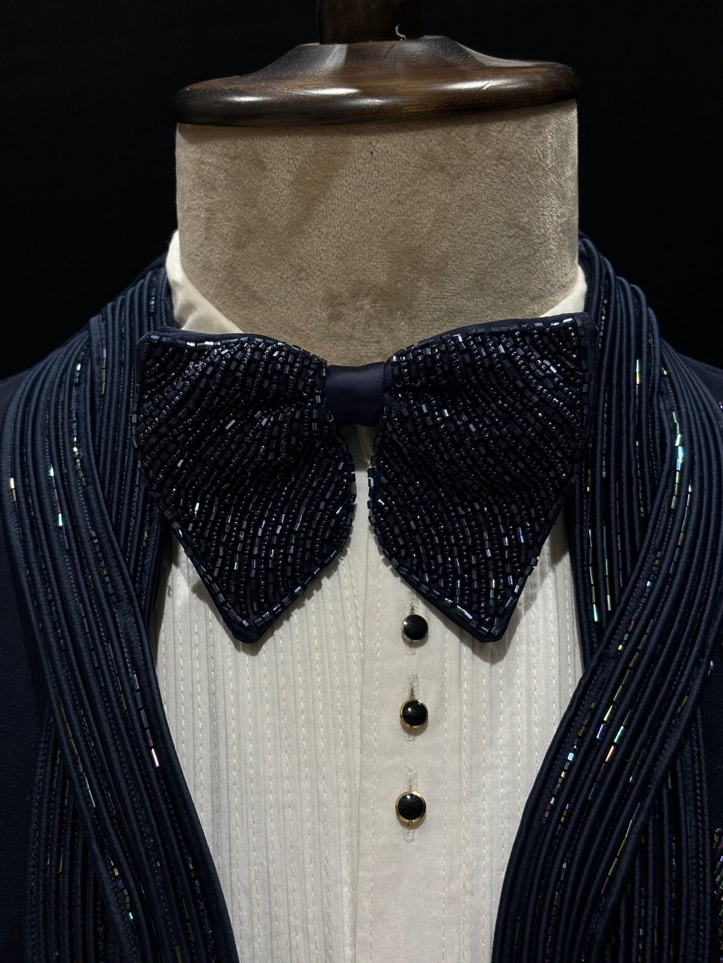 Nakshatra Veerudu 4-Piece Suit