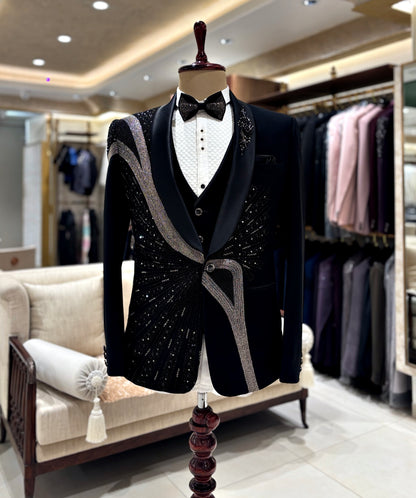 THE KAALAMEGHA 5-PIECE SUIT