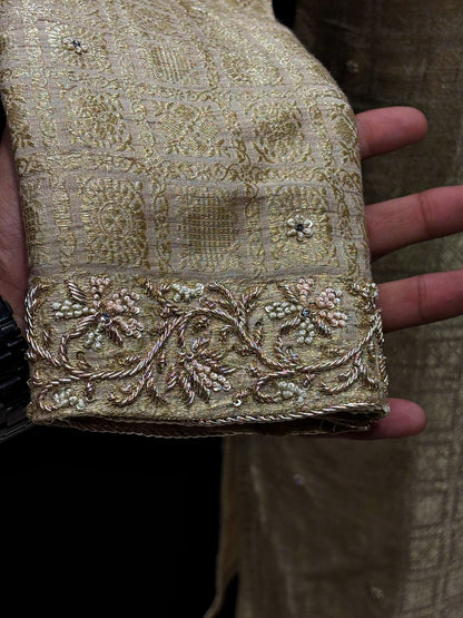 The Swarna Jaala Viraajitam