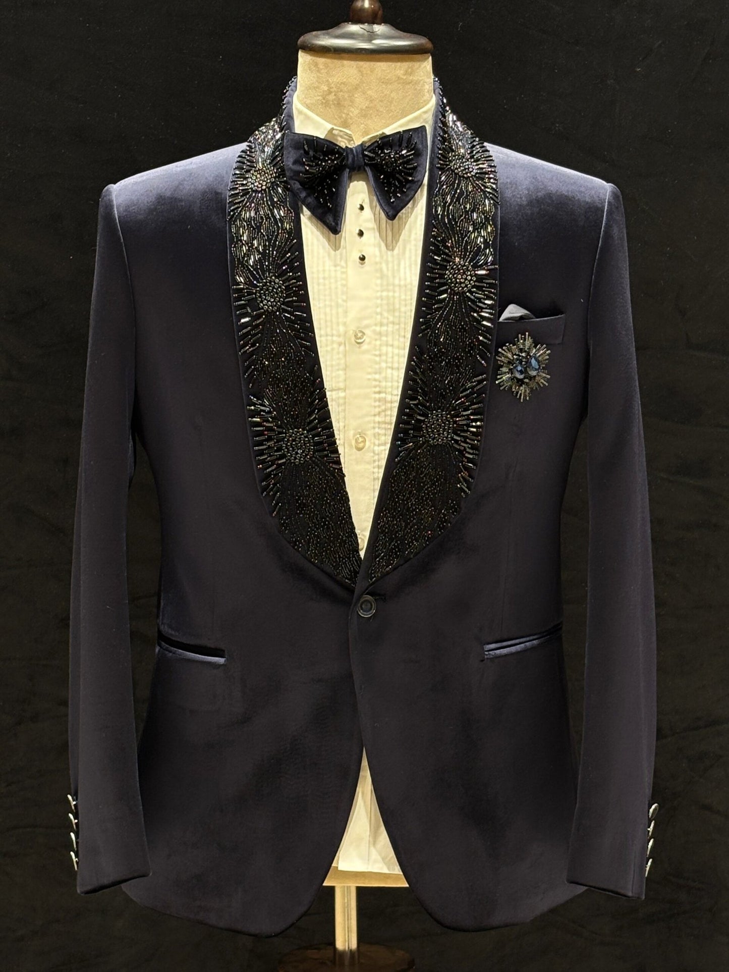 Nakshatraveedhi 4-Piece Suit