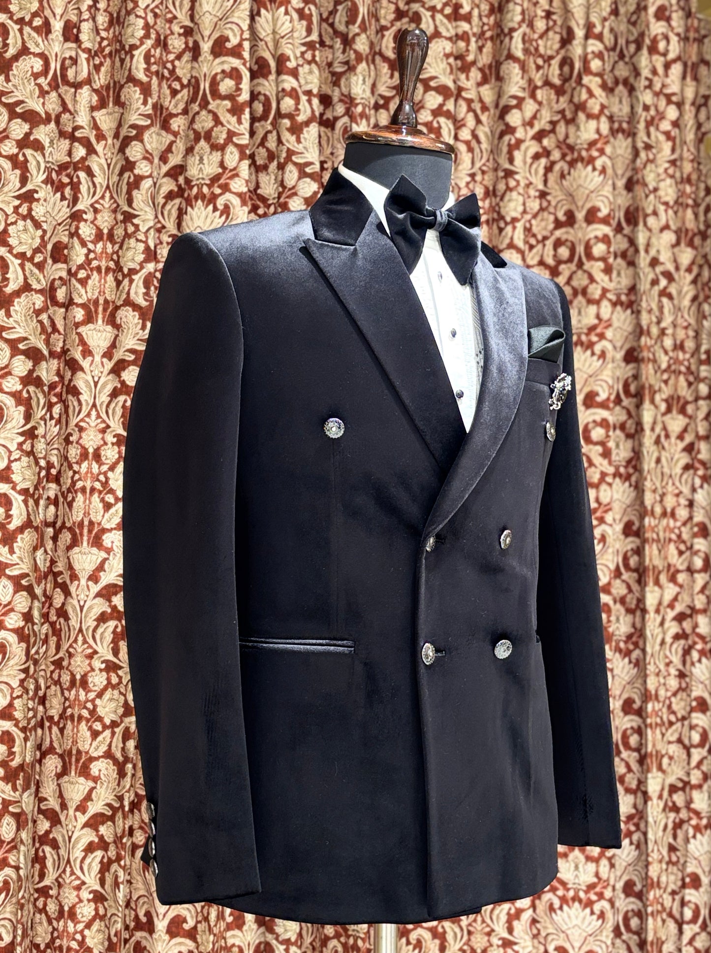 THE TAMRAPARNI SUIT