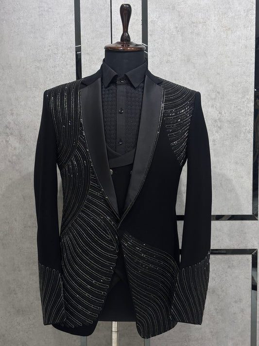 Pravāha Tuxedo