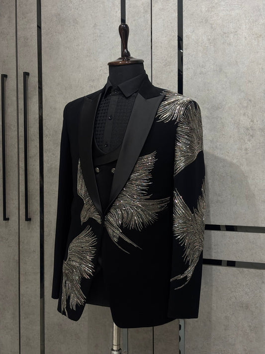 Garuda Rēkha 5-Piece Suit