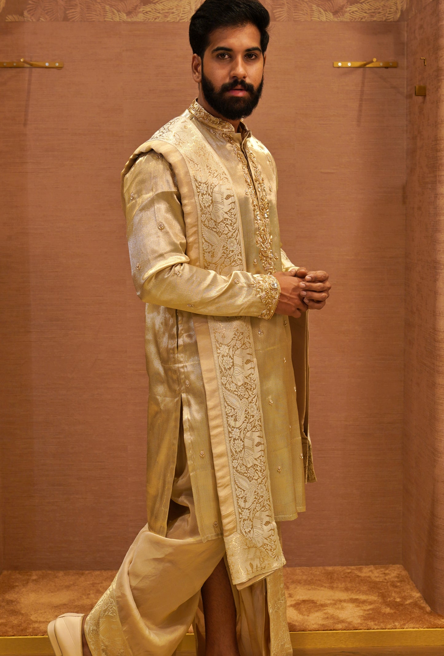 The Kaanchi Suvarna Pancha Kurta Set