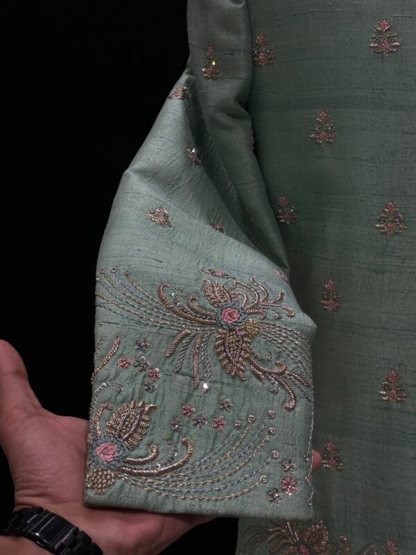 Tulasi Vaibhavam Sherwani - Image 3