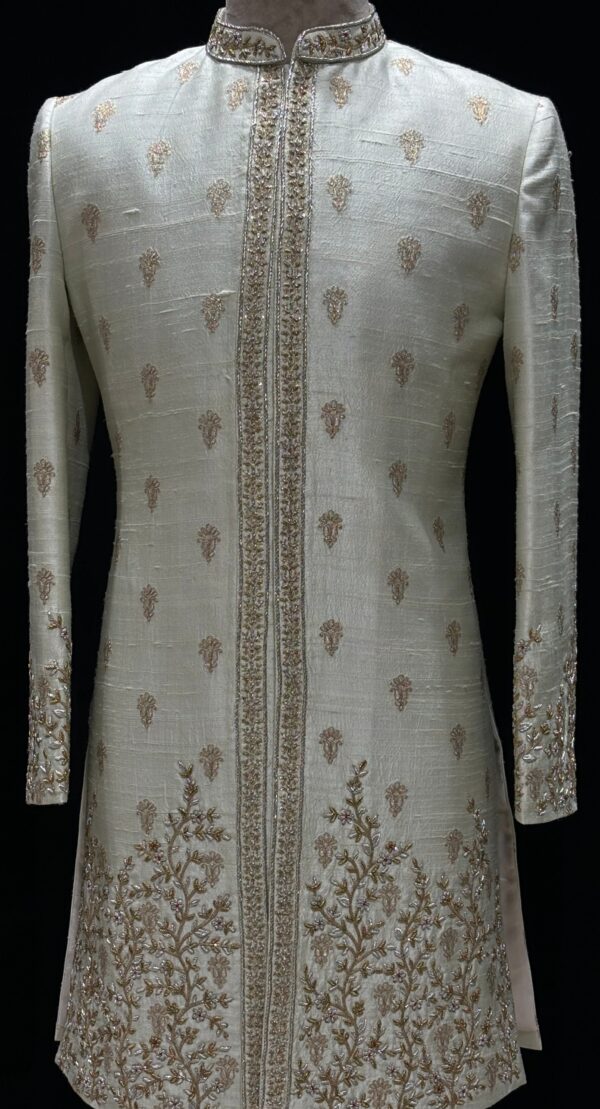 Sowvarna Shikharam Sherwani